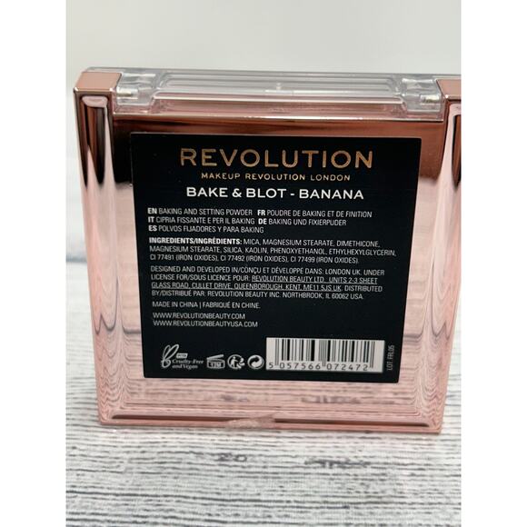 New Makeup Revolution Baking Pressed Powder Bake and Blot Banana 0.19 oz / 5g - Picture 3 of 4